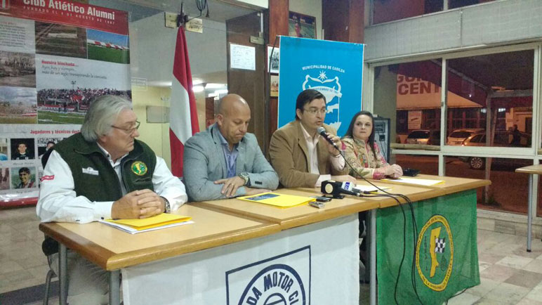 Las autoridades en la presentación de Expo Casilda.