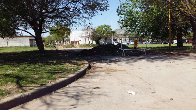 El cruce permanece cerrado desde hace meses.