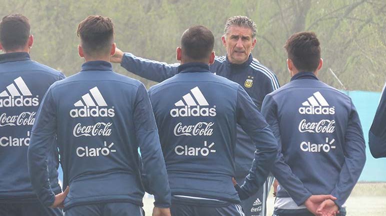 Bauza no se achica y apuesta a una delantera bien poblada.