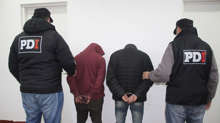 Los dos mayores permanecerán detenidos en Casilda.