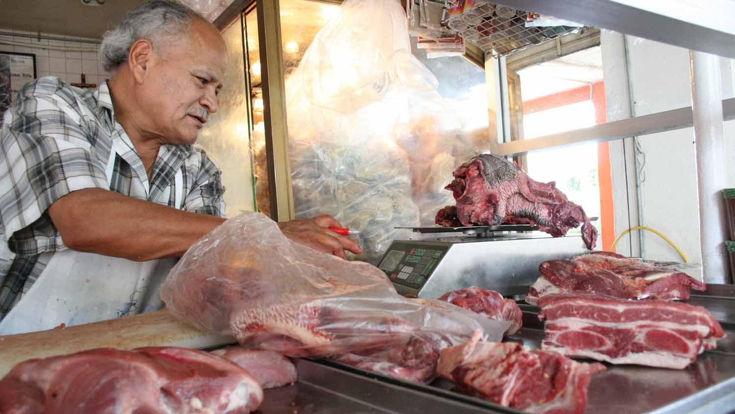 Los carniceros aumentaron sus precios a falta de stock y por la incertidumbre.