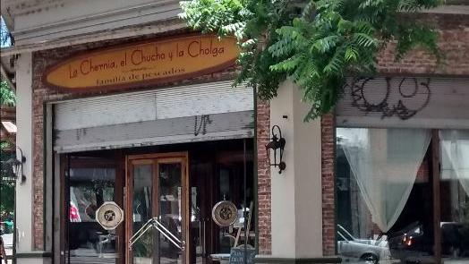 El restaurante de pescados de Mendoza al 500 cerró y su local está en venta.