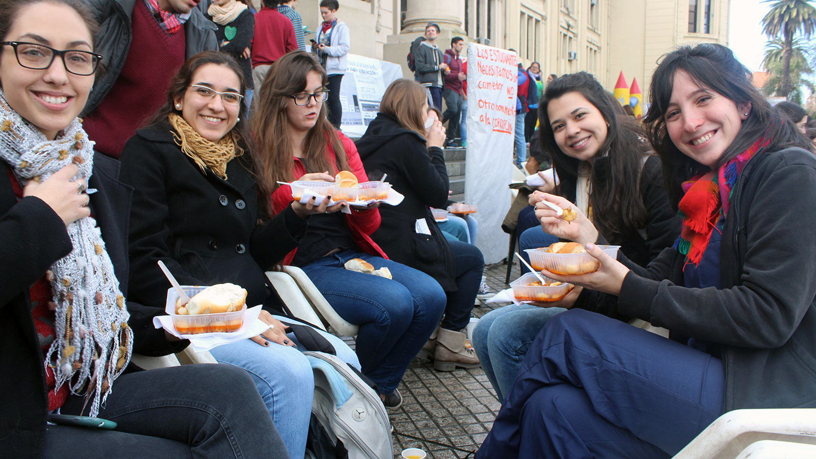 Ñoquis (con salsa) contra los ñoquis (vagos) en Medicina