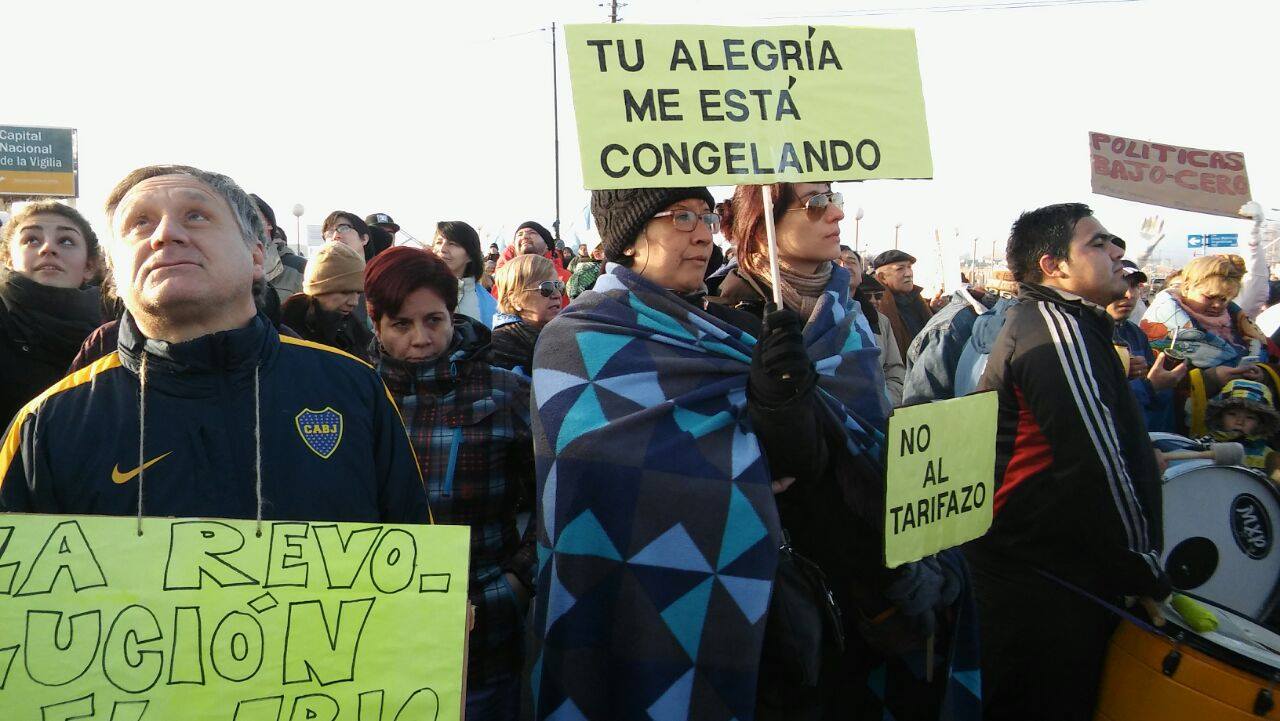 Defensoría del Pueblo llama a Aranguren por el tarifazo del gas