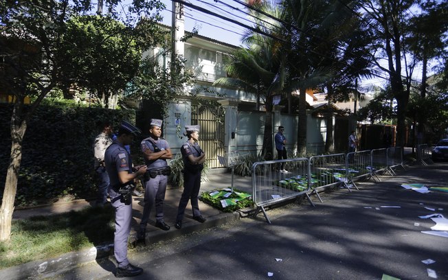 La residencia de Temer fue vallada este martes tras varias manifestaciones en los alrededores.