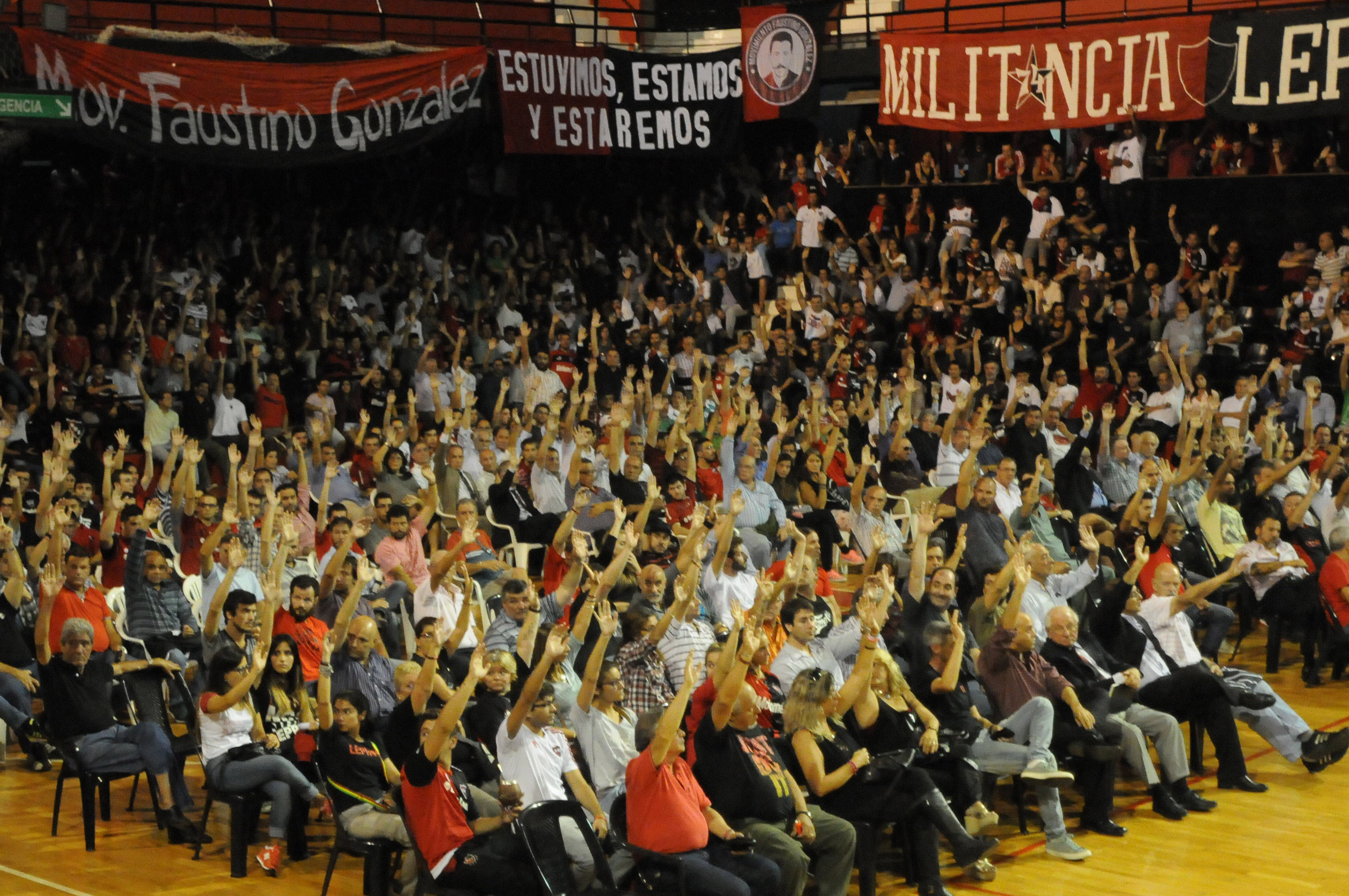 Los socios leprosos le dieron el ok al adelantamiento de elecciones