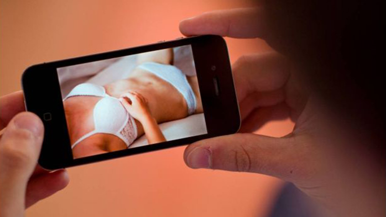 El intercambio de imágenes hot conlleva un riesgo cuando la pareja se termina.