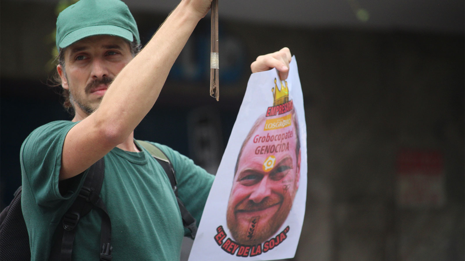 Protesta contra el monocultivo frente a la Bolsa de Comercio
