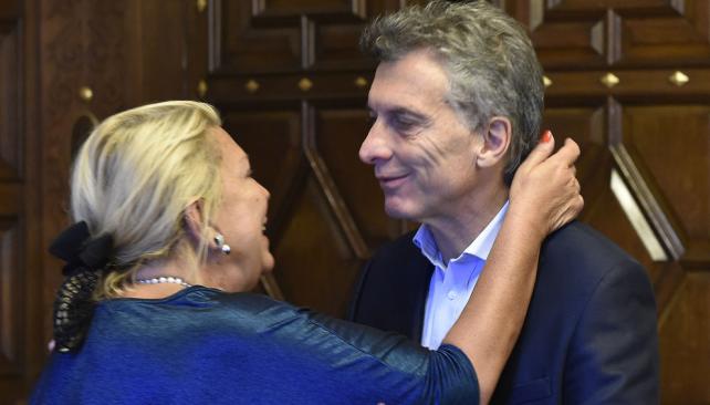 Carrió y Macri limaron asperezas tras los tuits de la diputada