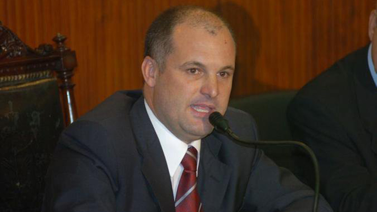 El diputado del Frente Progresista presentó un proyecto para reforzar los recursos humanos del MPA.