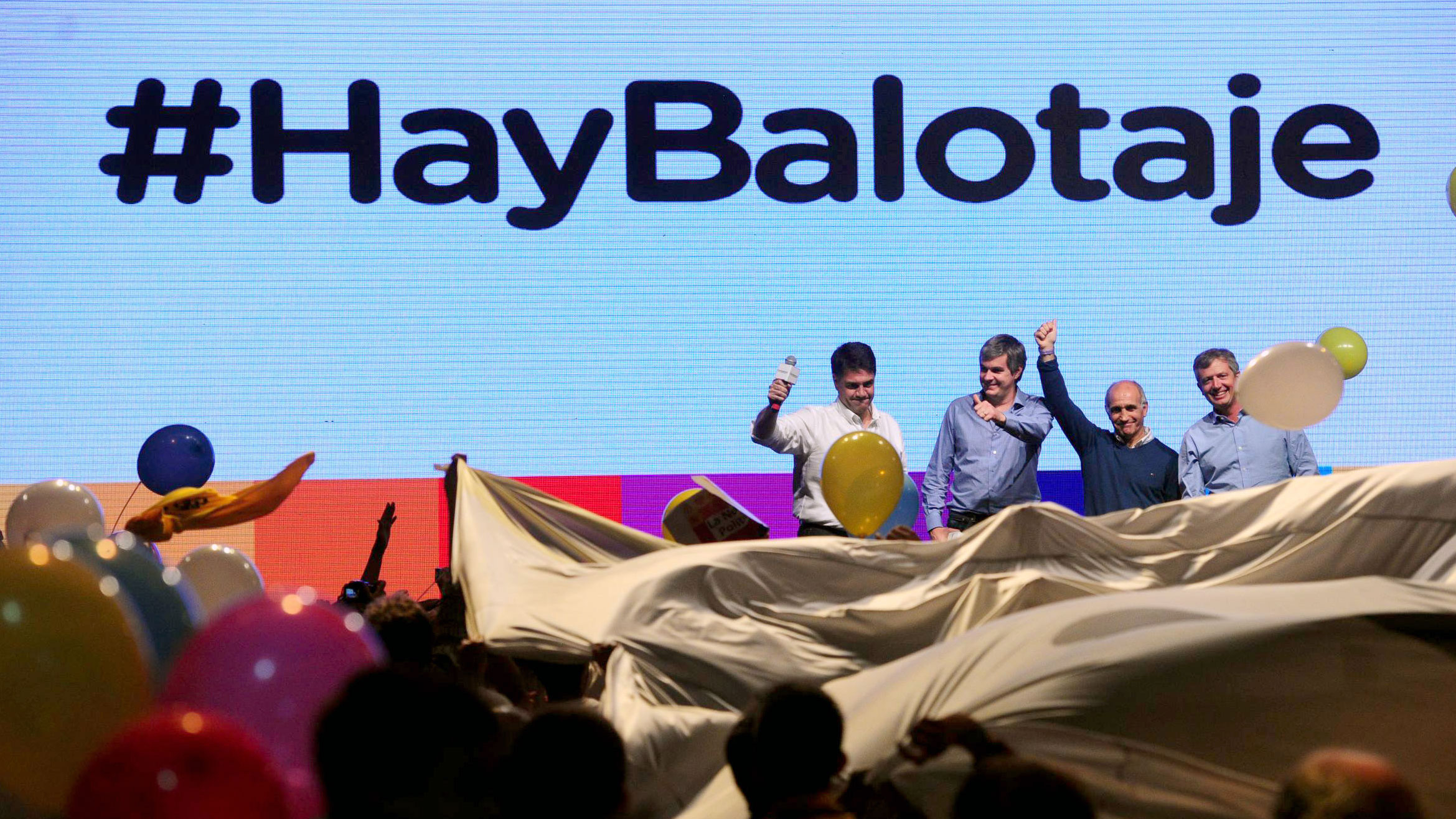 La conferencia de prensa que fue un #hashtag: #HayBalotaje