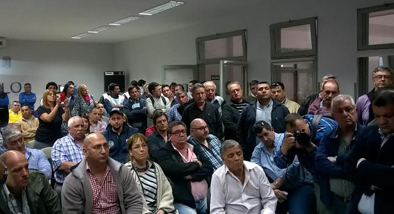 Varios sindicatos se reunieron en la sede local de la UOM.