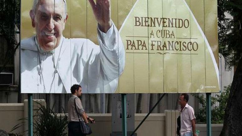 La Habana, conmovida por la llegada de Francisco