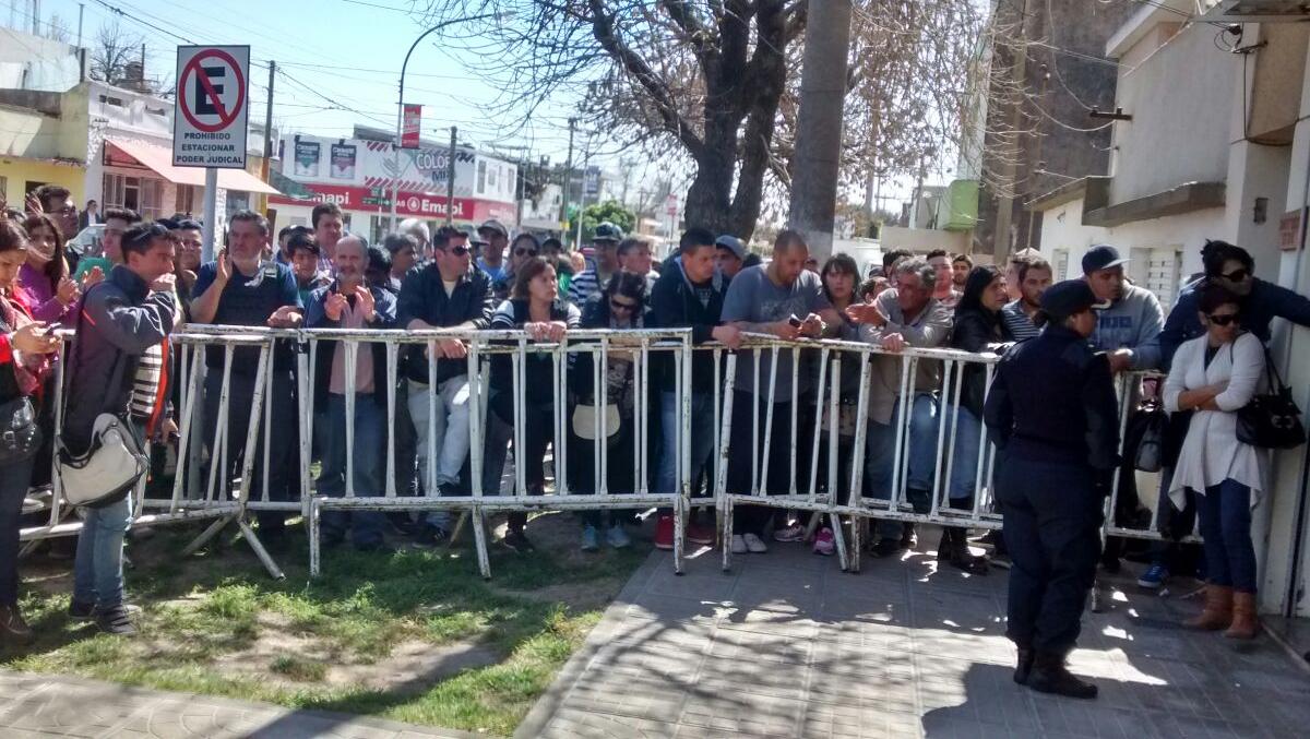 Dictan prisión preventiva para el policía que mató a Arrieta