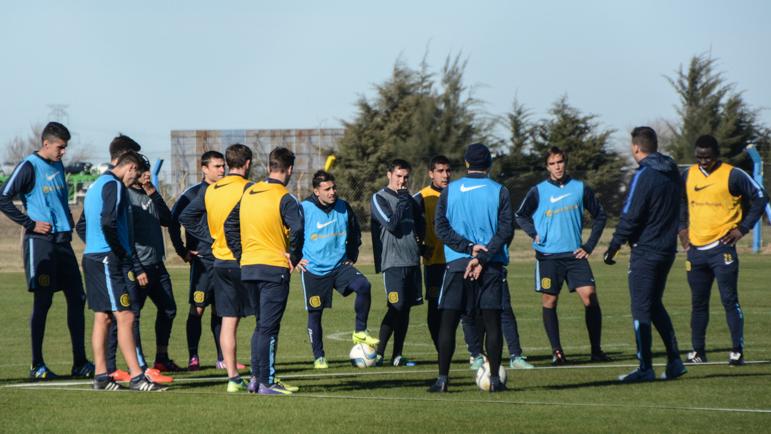 Los dirigidos por Coudet ya piensan en el próximo encuentro. (Foto: RC Oficial)