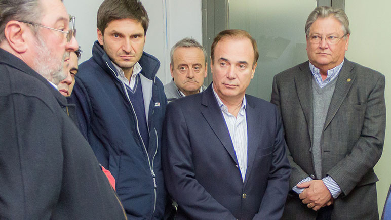 Los apoderado del Frente Progresistas que realizaron la presentación.