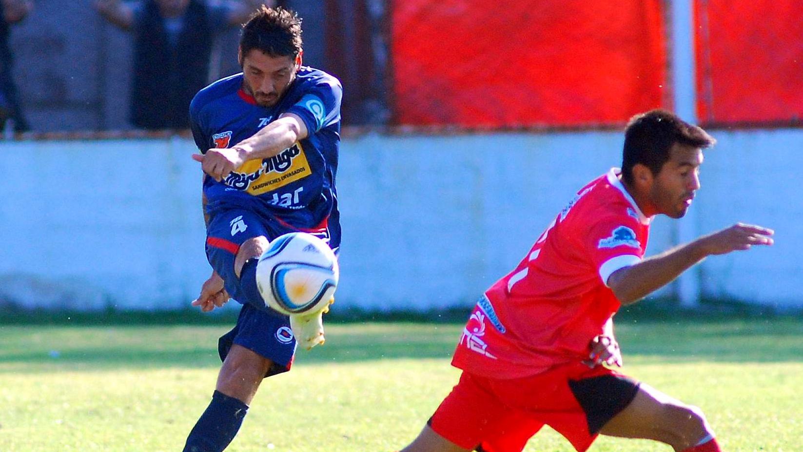 El próximo rival del charrúa será Laferrere.
