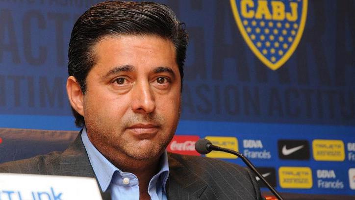 Daniel Angelici criticó al presidente de River