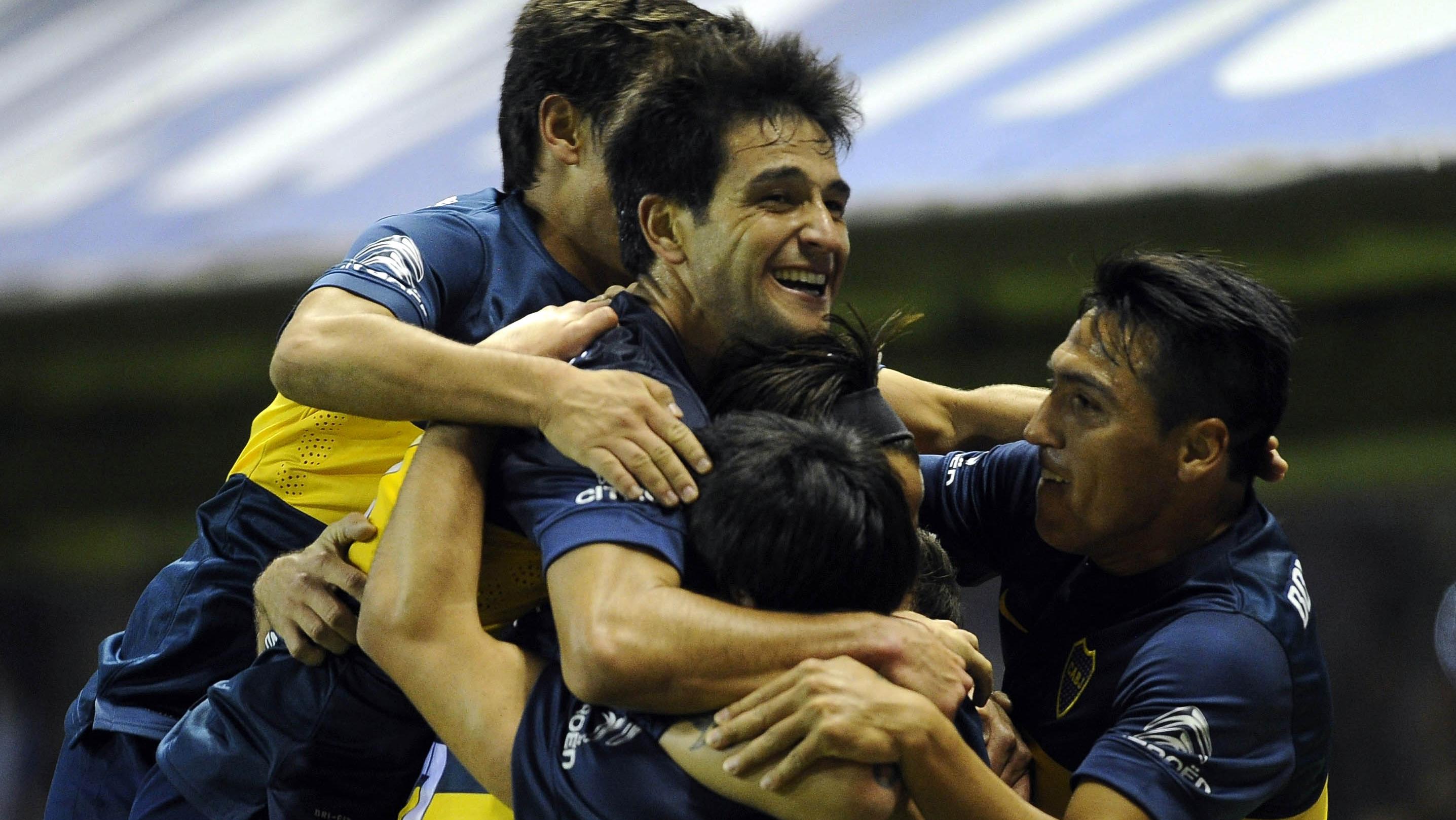 Pavón anotó el primer gol del partido. (Foto: Télam)