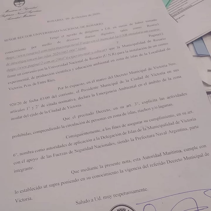 La notificación enviada por Prefectura denegando el arribo de los containers de la UNR.