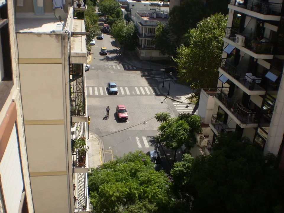 Una joven denunció que fue secuestrada en una camioneta y violada en plena tarde
