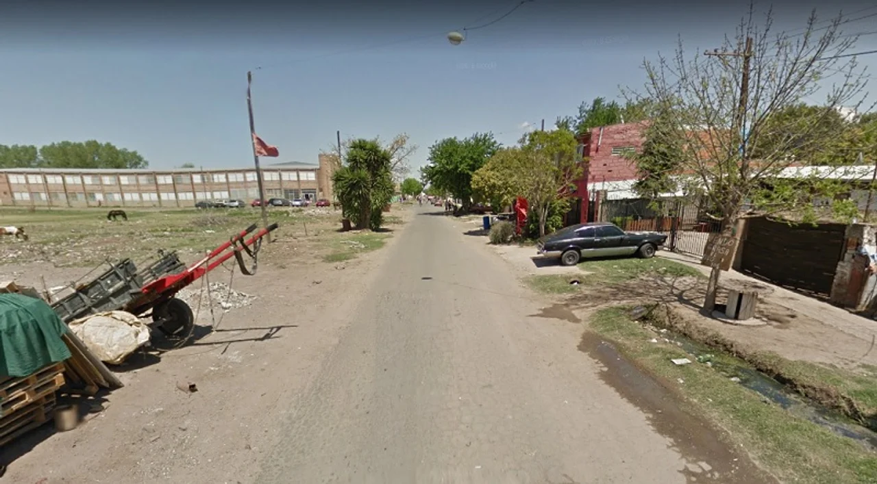 La cuadra donde transcurre el grave conflicto de violencia infantil.