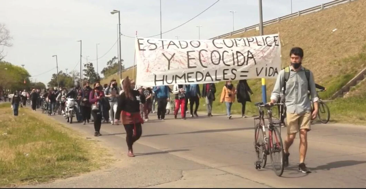 Cortaron el puente y otras ciudades por el texto unificado de la Ley de Humedales