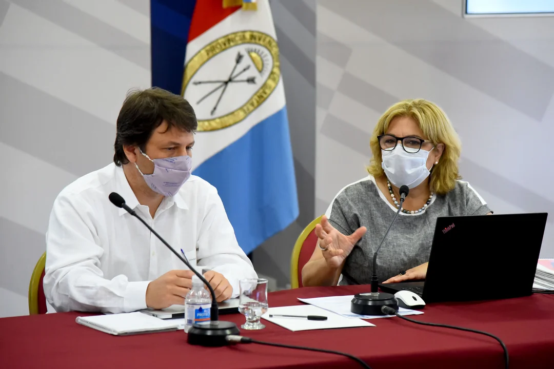 Coordinan la vacunación en Santa Fe: cómo, cuándo y dónde