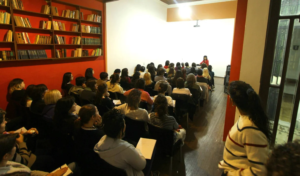 La conferencia de Klein que dio origen al libro.