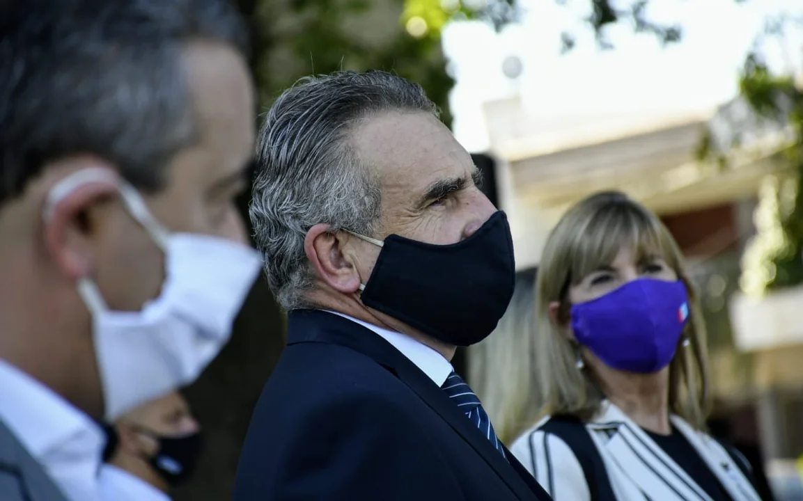 Rossi: "Si alguien no se vacuna por hacerle caso a Carrió, y muere, ¿Quién se hace cargo?"