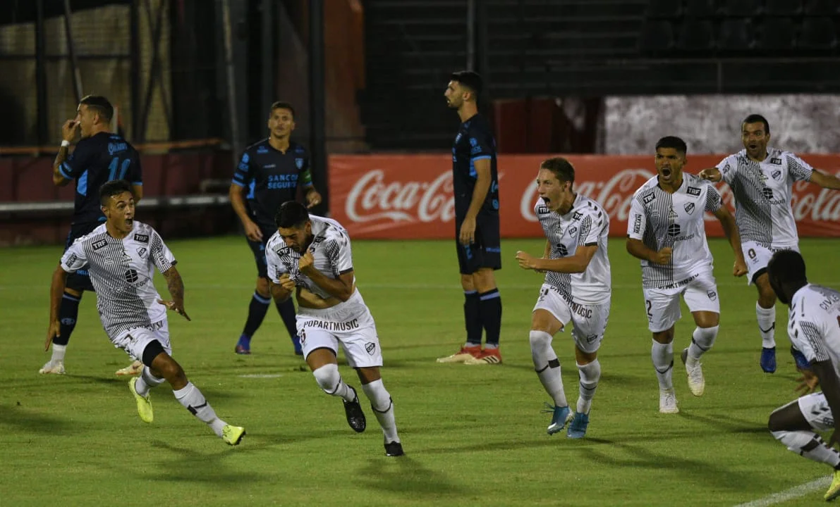 El segundo ascenso a Primera División se define en Rosario