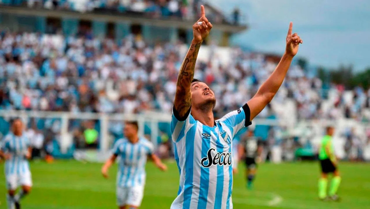 Yonathan Cabral es la primera incorporación en la Lepra