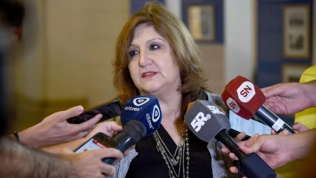 Dieron de alta a la Ministra de Educación que estaba internada por covid