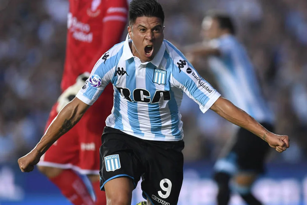 Hinchas leprosas rechazan la llegada de Cristaldo a Newell's