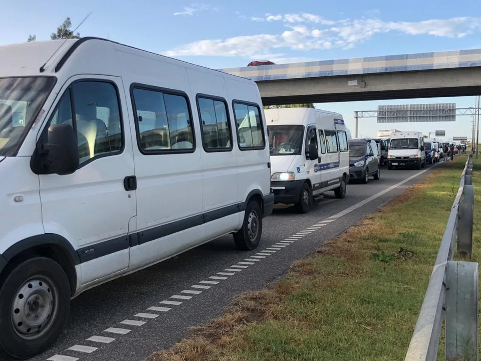 Concentración de transportistas en Oroño y Circunvalación. (RosarioPlus)
