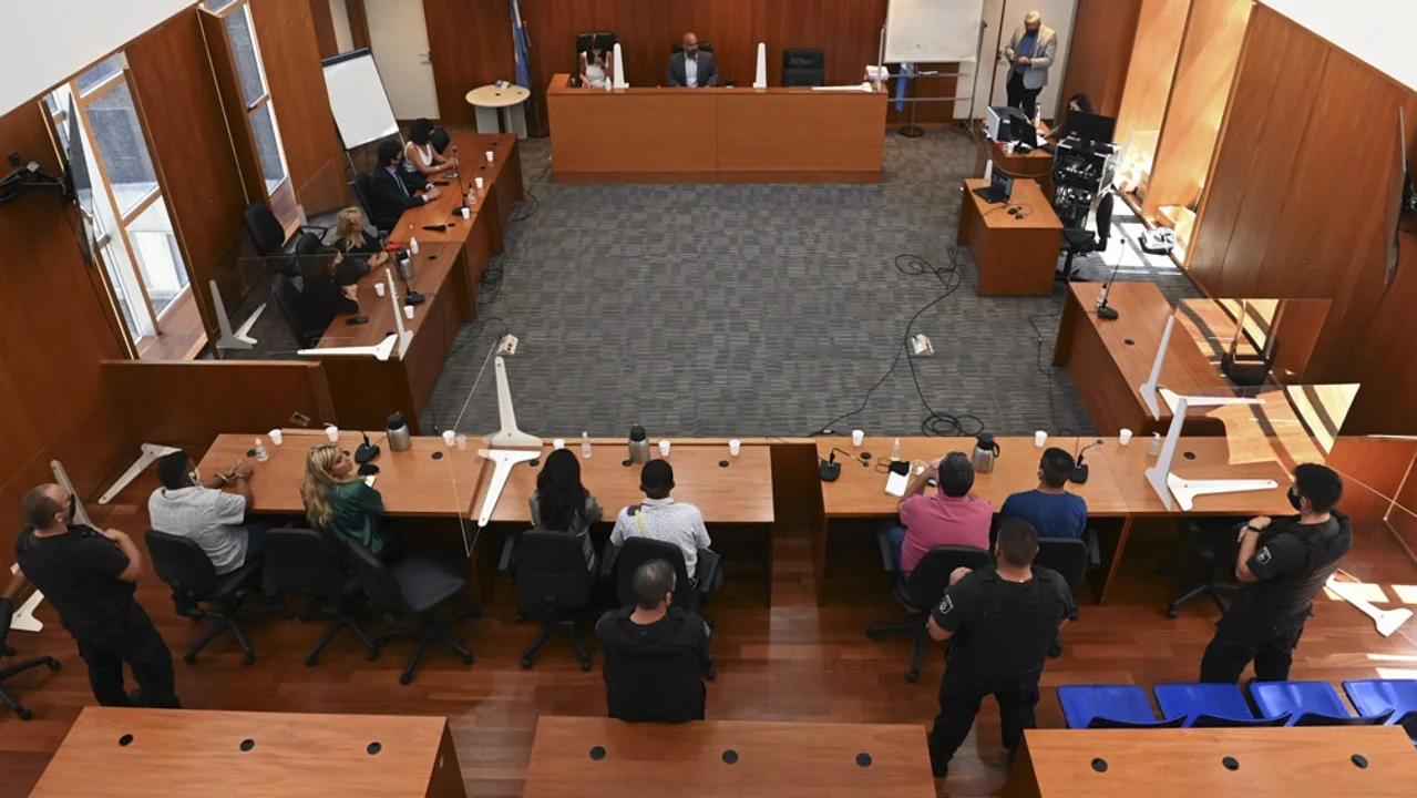 Condenan a un ex socio del Viejo Cantero por intentar coimear a un policía