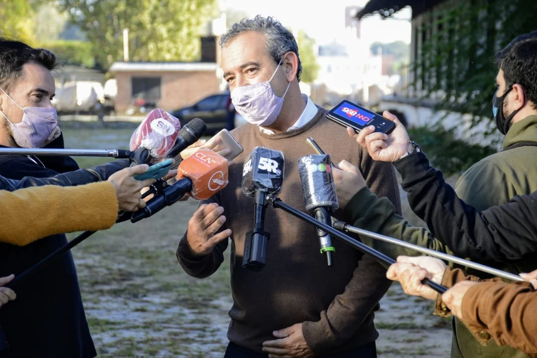 Javkin: "Entre abril y mayo habríamos vacunado ya a la población de riesgo"