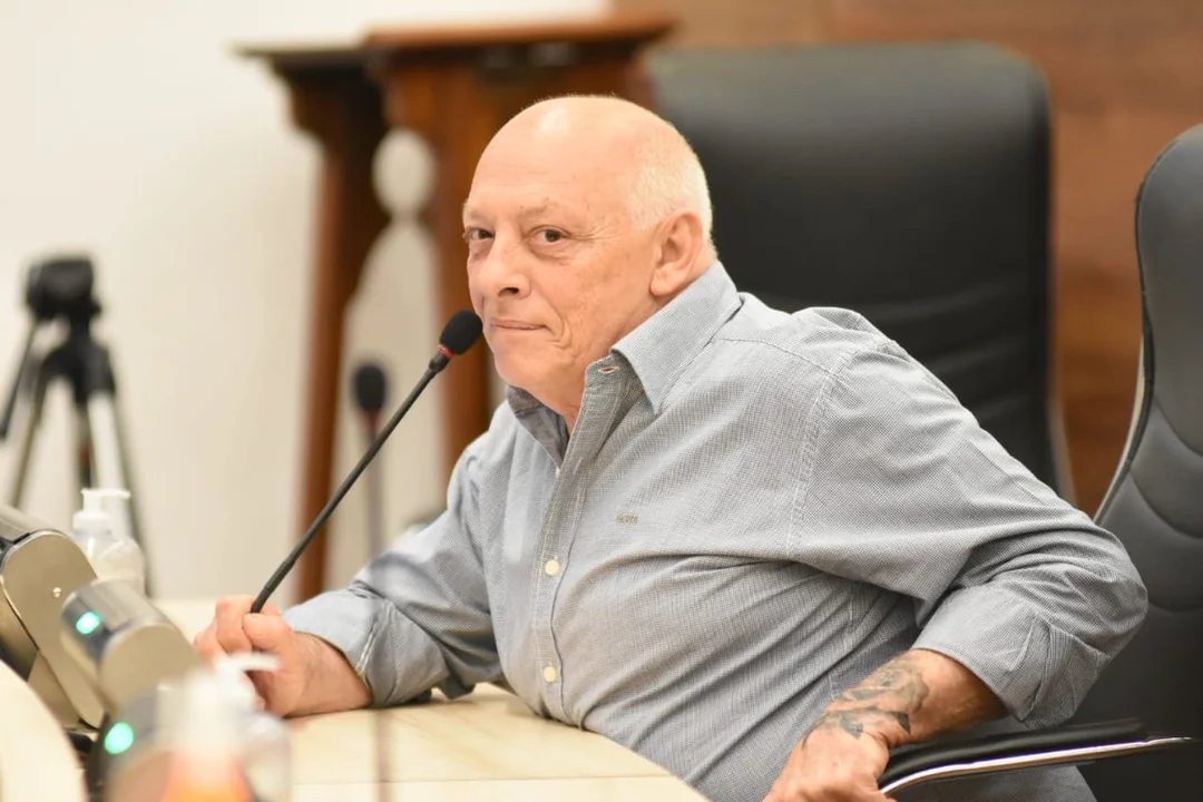 El concejal y cocinero que se ganó el reproche gremial con su propuesta.