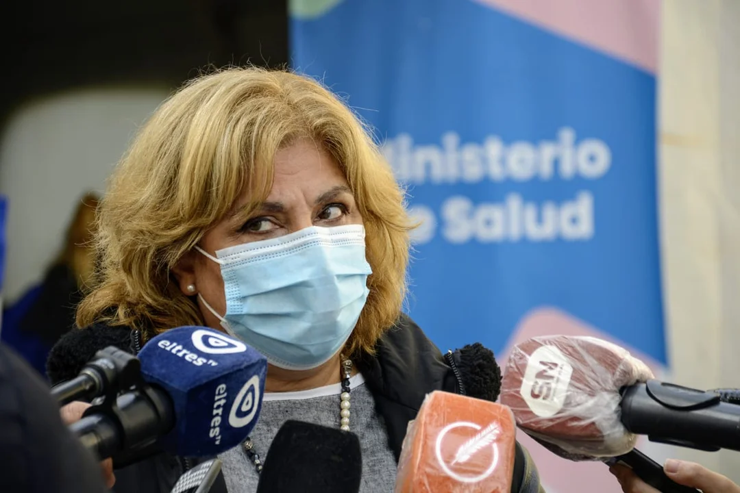 Martorano apuesta a vacunar a 40 mil personas por día.