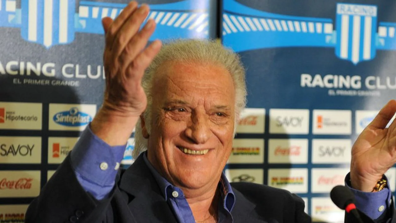 Alfio Basile fue internado tras sufrir un ACV y hay preocupación por su salud
