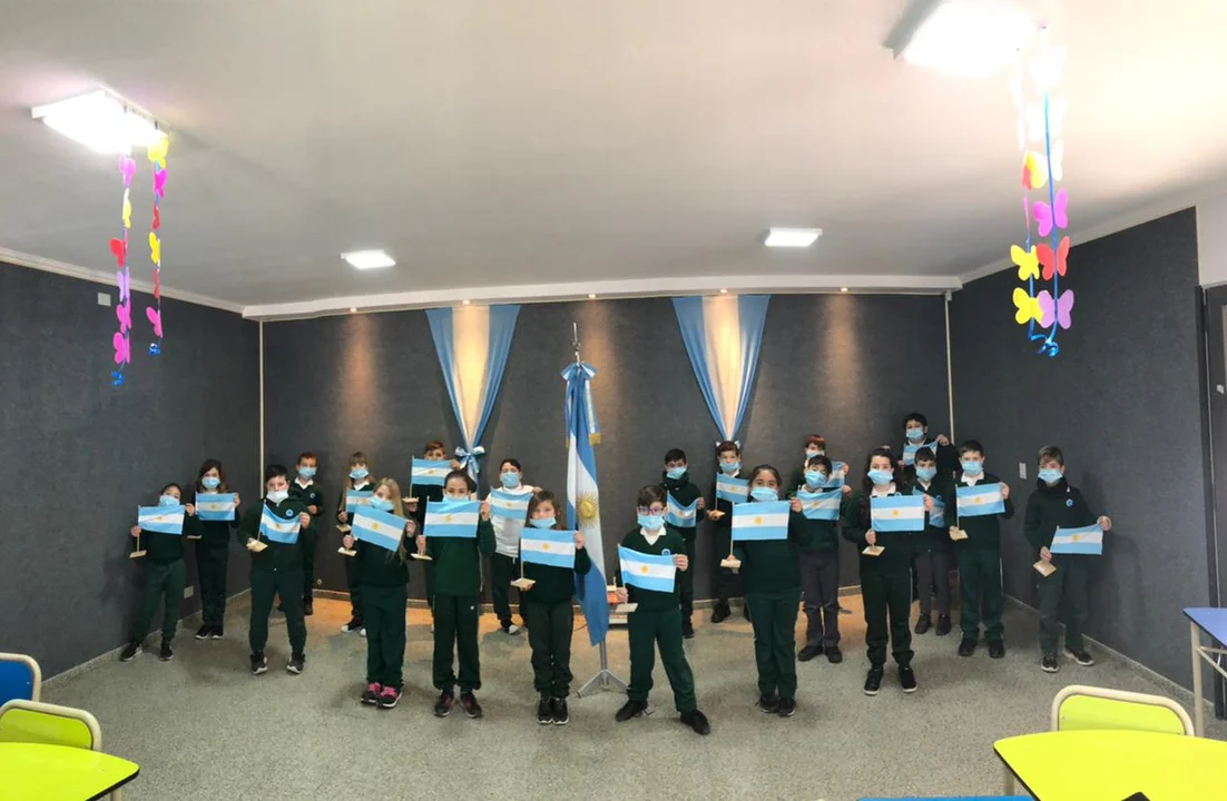 Los alumnos y las alumnas de las escuelas primarias de Pujato fueron parte de un encuentro virtual del que participó la vicegobernador Alejandra Rodenas 