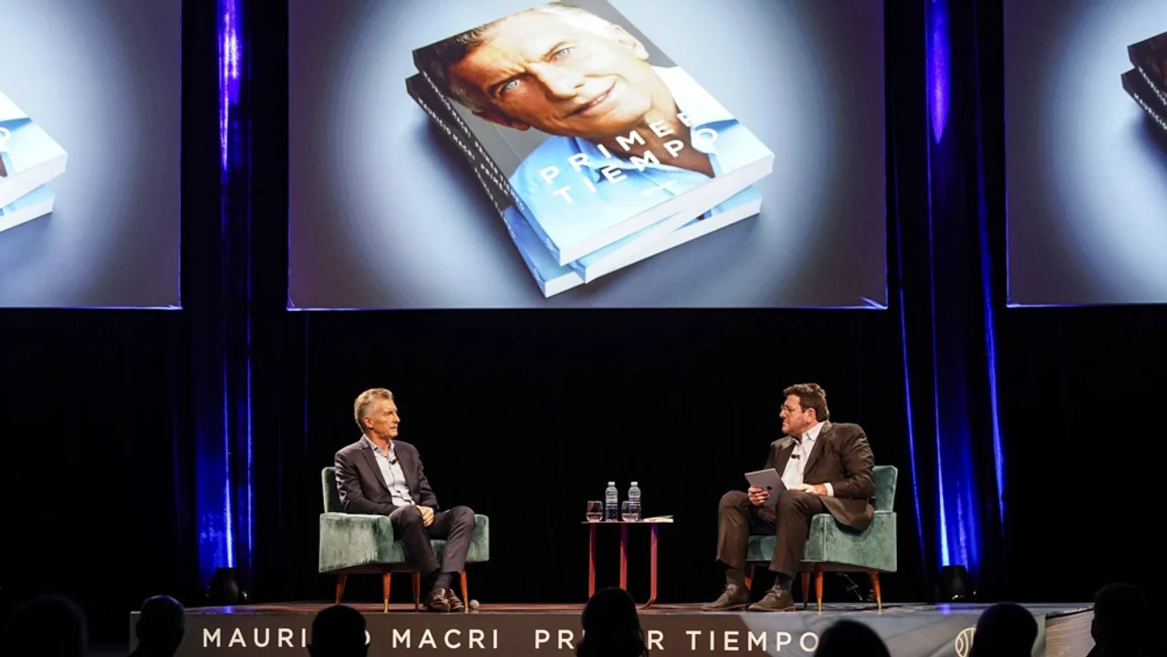 El empresario y expresidente, en la presentación de su libro en España. 