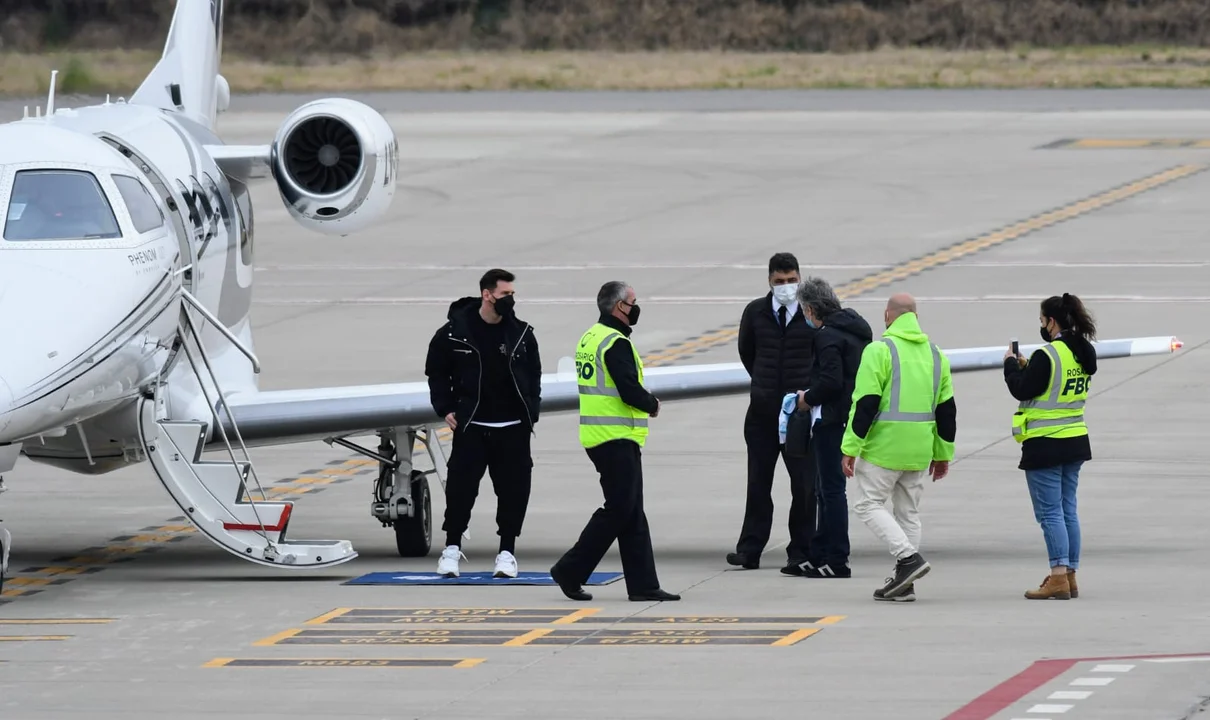 El avión de Messi en el aeropuerto de Rosario durante la pandemia (Archivo)
