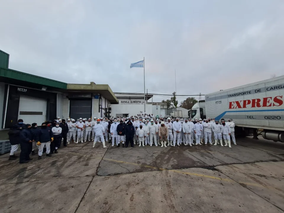 Trabajadores de Rafaela Alimentos, Casilda.