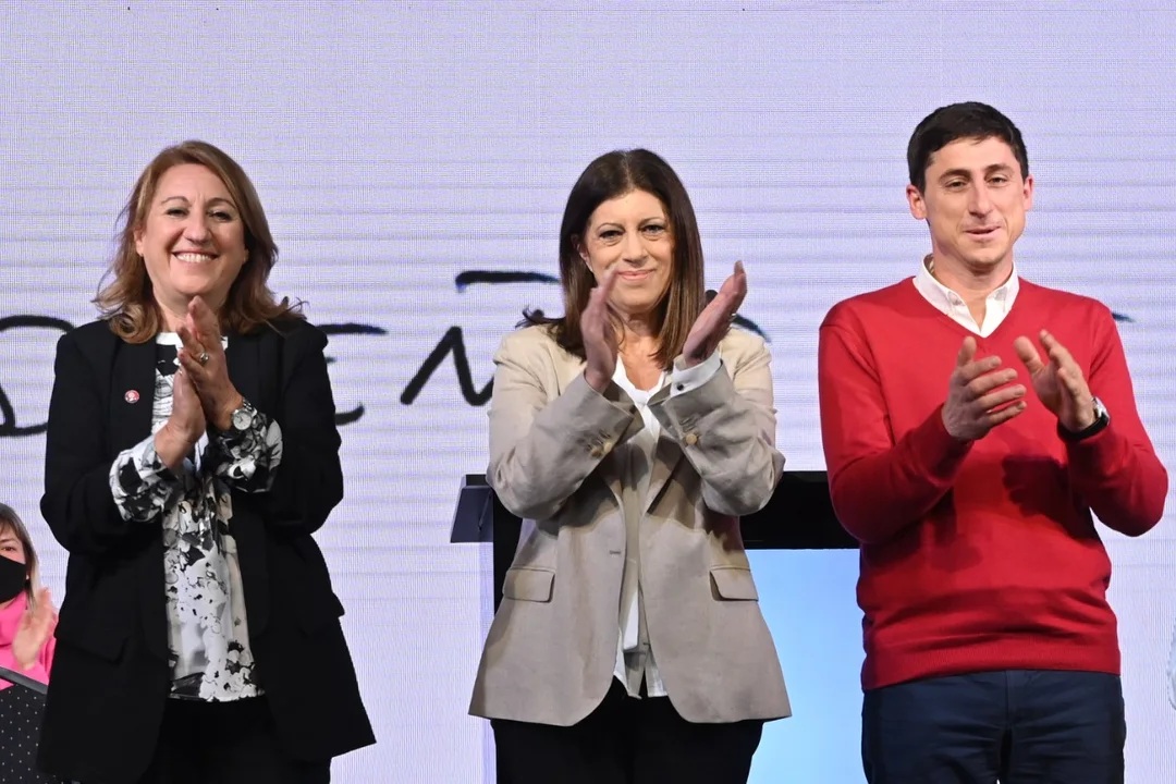 Clara García: "Vamos a volver a construir un camino de trabajo y esperanza"
