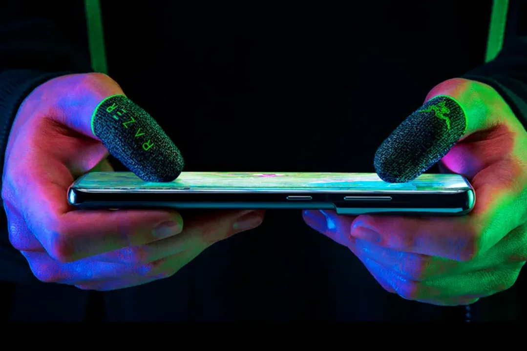 Salen a la venta "fundas para dedos" para jugar en smartphones