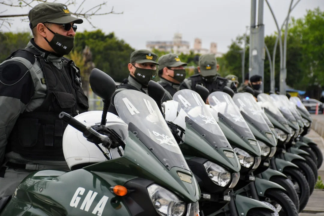 La tropa se presentó en la explanada del Museo del Deporte. (RosarioPlus)