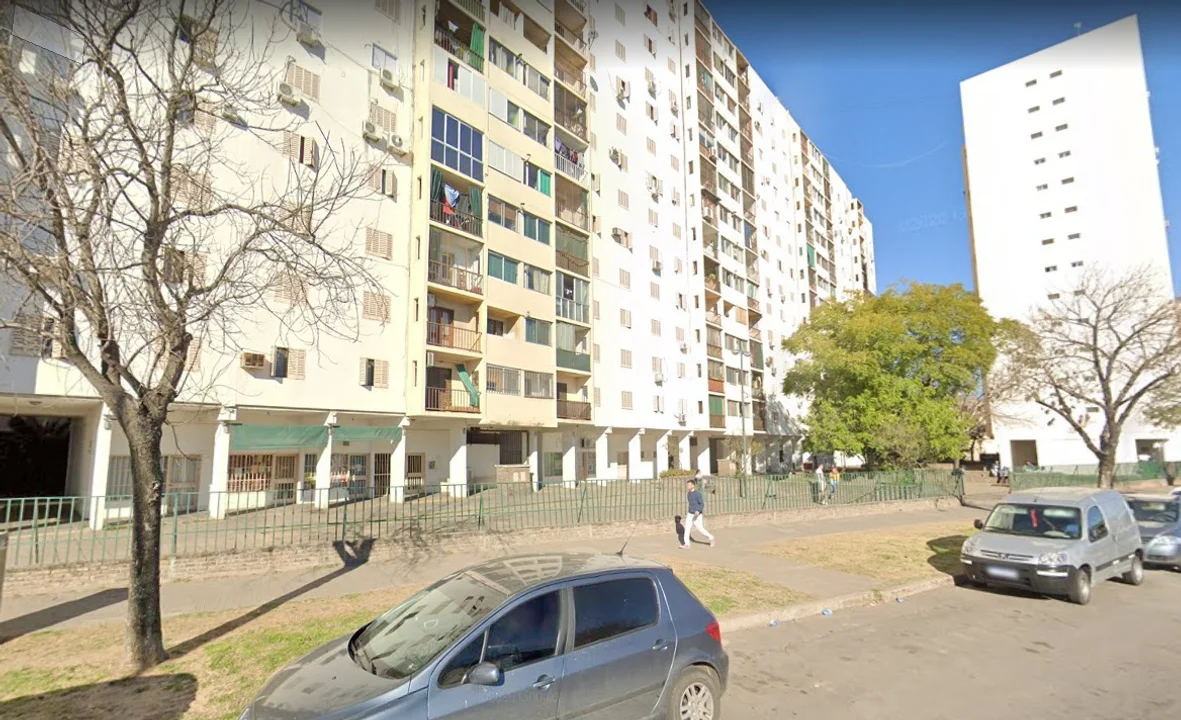 Otro joven fue asesinado a balazos en la vía pública y a plena luz del día