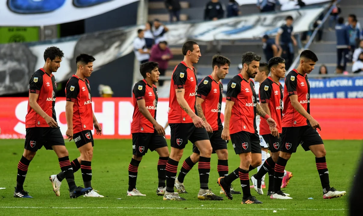 Newell's volvió a perder y Gamboa quedó en la cuerda floja