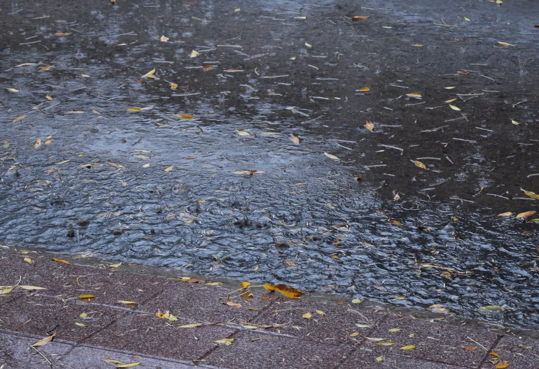 Alerta por lluvia y tormentas en la región